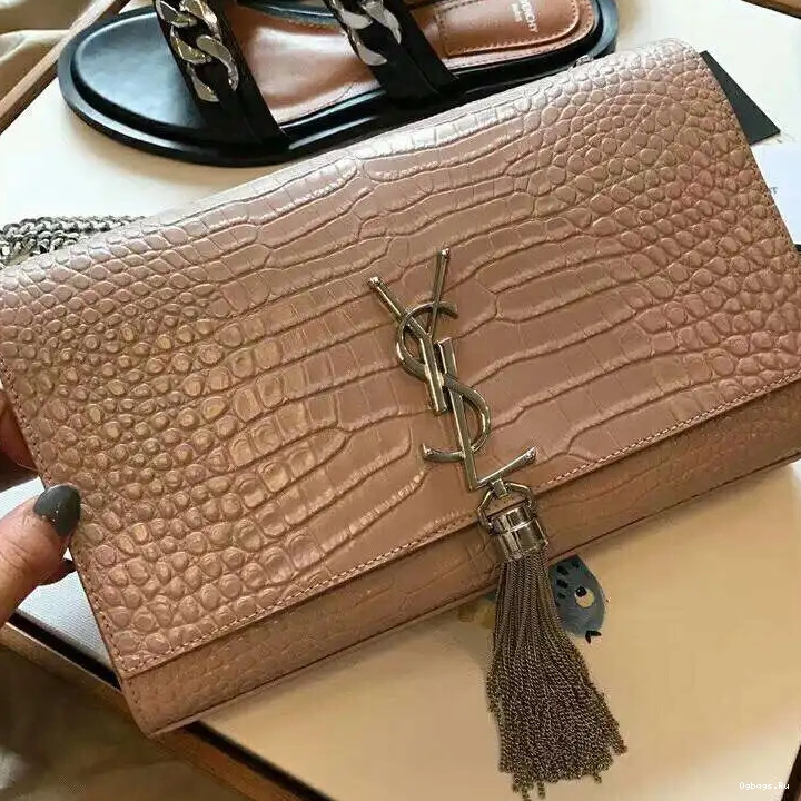 YSL KATE MEDIUM 0627